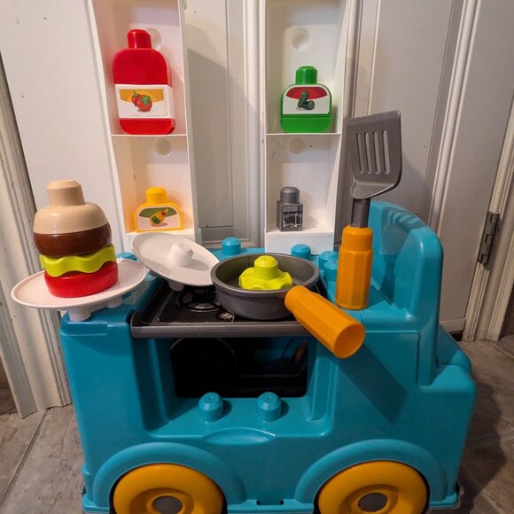 Mega Blocks‎ Food Truck - Picture 3 of 3